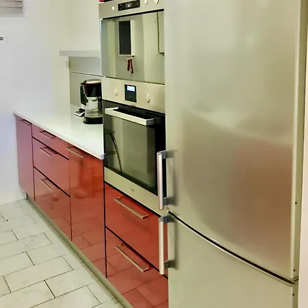 Club Luxury W Sauna Jacuzzi Free Parking Apartment